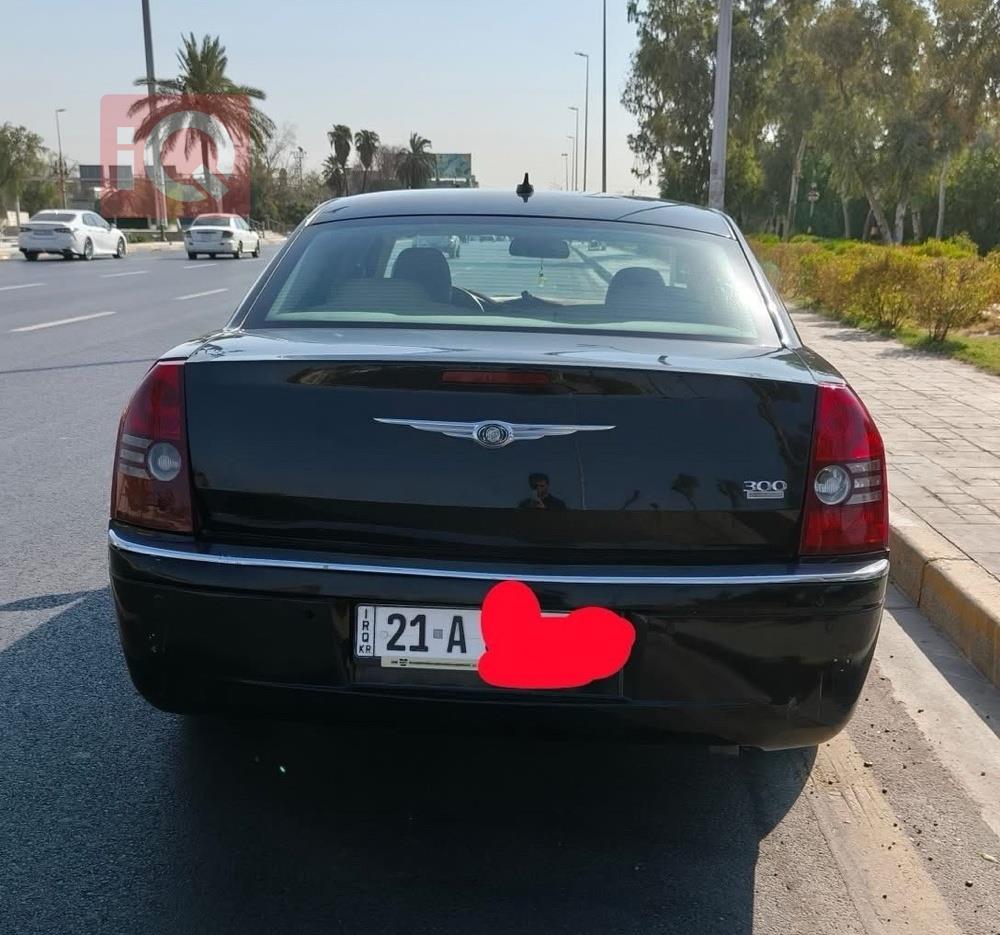كرايسلر 300